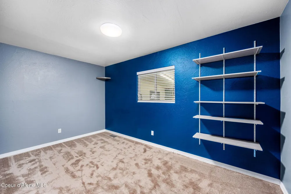 164 W HILGREN AVENUE Hayden, ID 83835