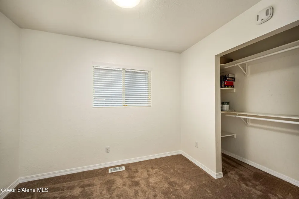 164 W HILGREN AVENUE Hayden, ID 83835