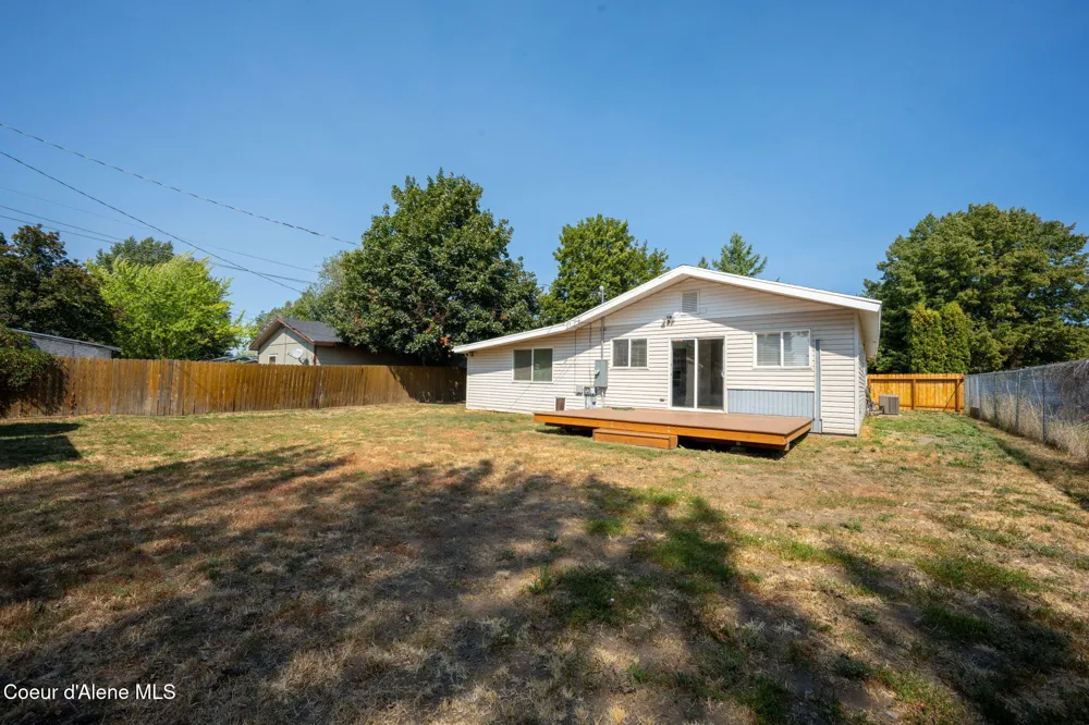 164 W HILGREN AVENUE Hayden, ID 83835