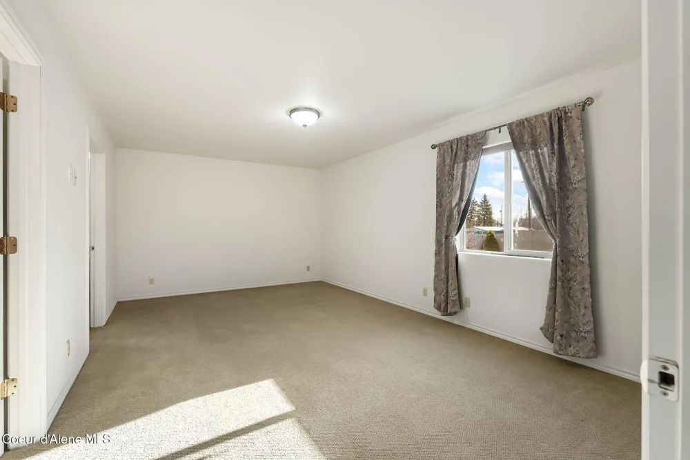 200 Brittany Loop Kootenai, ID 83840
