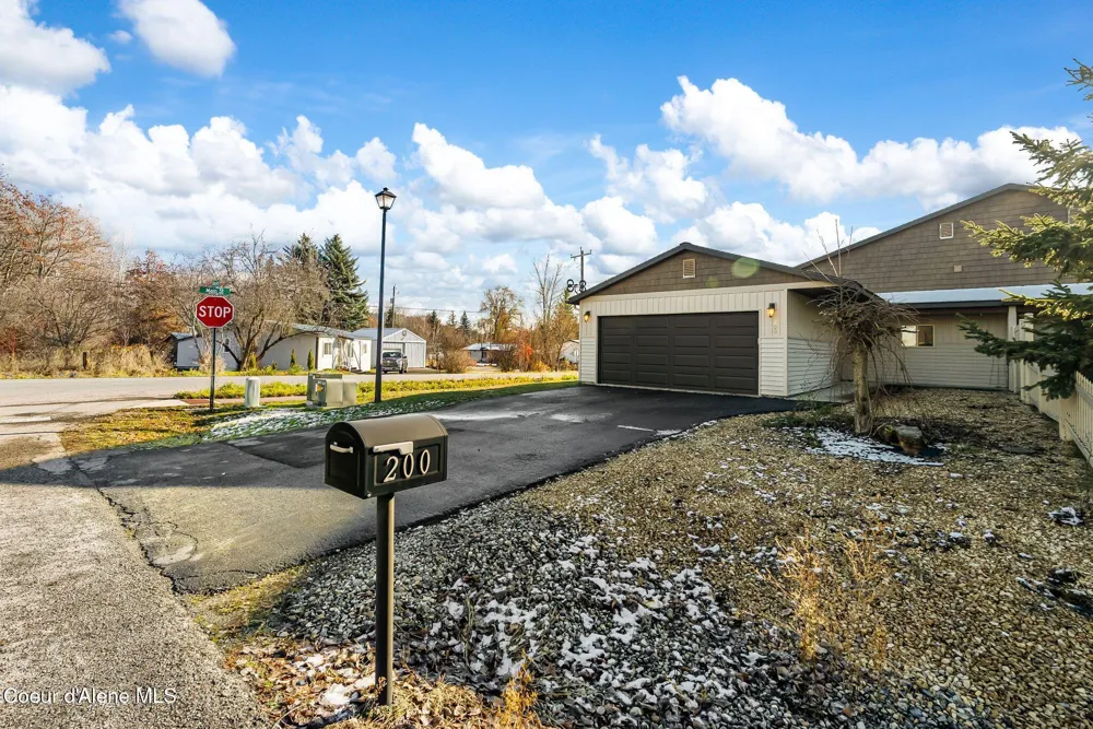 200 Brittany Loop Kootenai, ID 83840