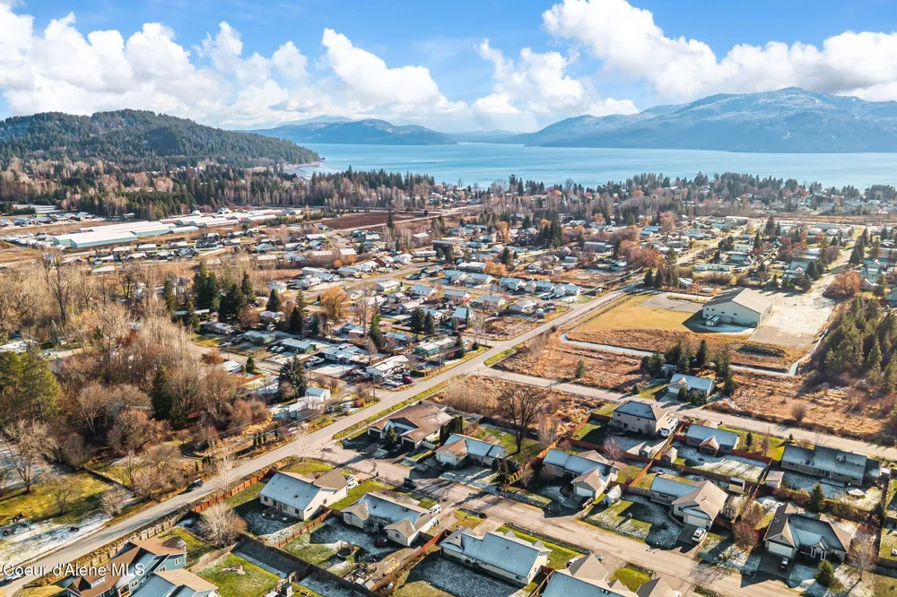 200 Brittany Loop Kootenai, ID 83840