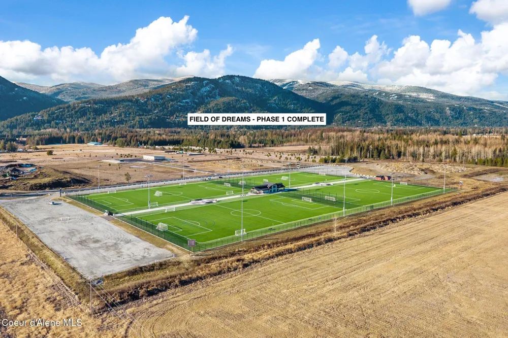 200 Brittany Loop Kootenai, ID 83840