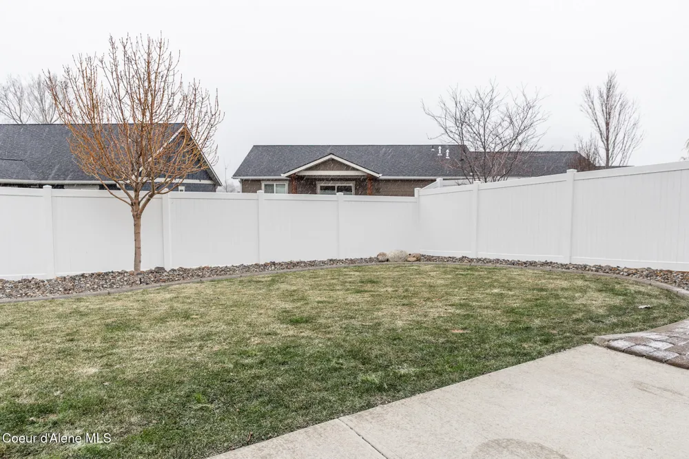 296 W TENNESSEE AVENUE Post Falls, ID 83854