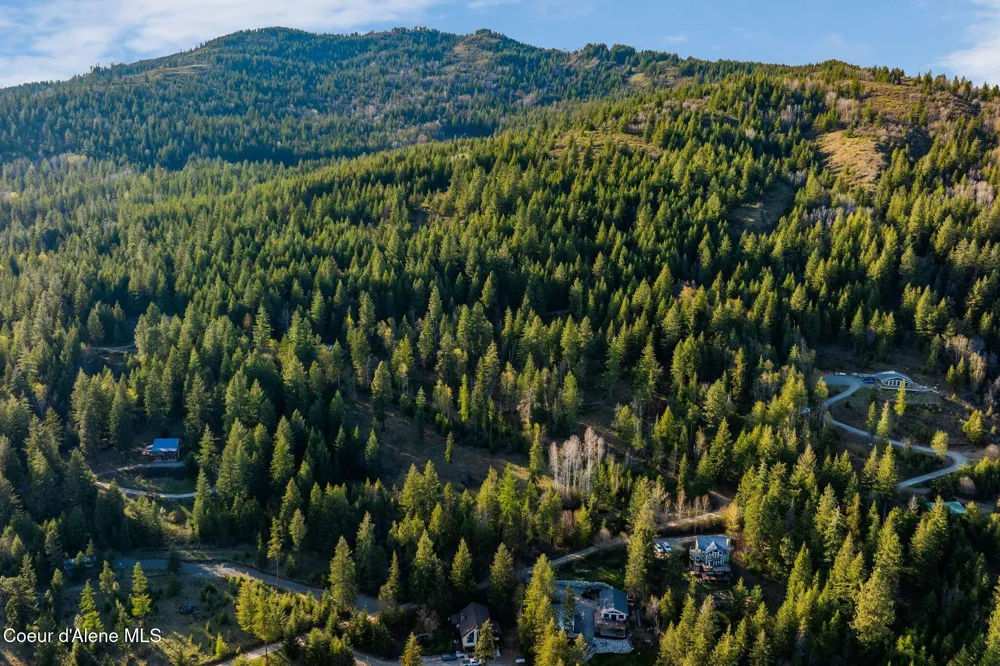 Lot A Spring View Ln Sagle, ID 83860