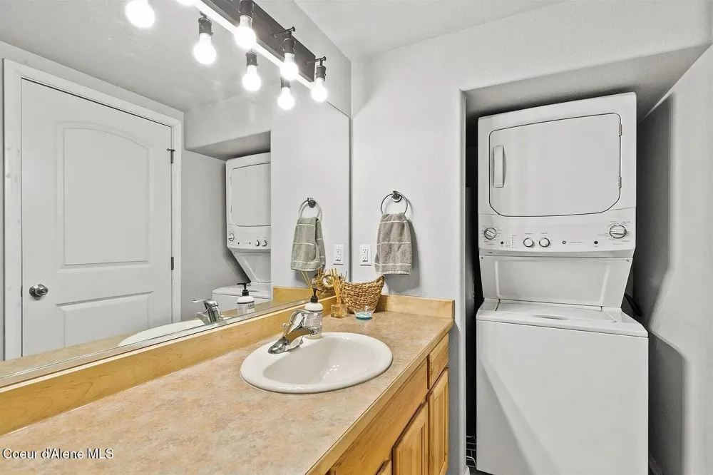 842 Chase Road #203 Post Falls, ID 83854