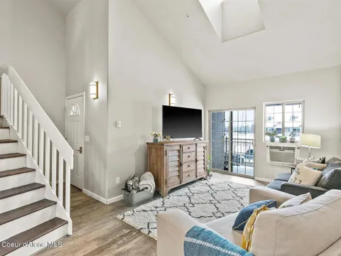 842 Chase Road #203