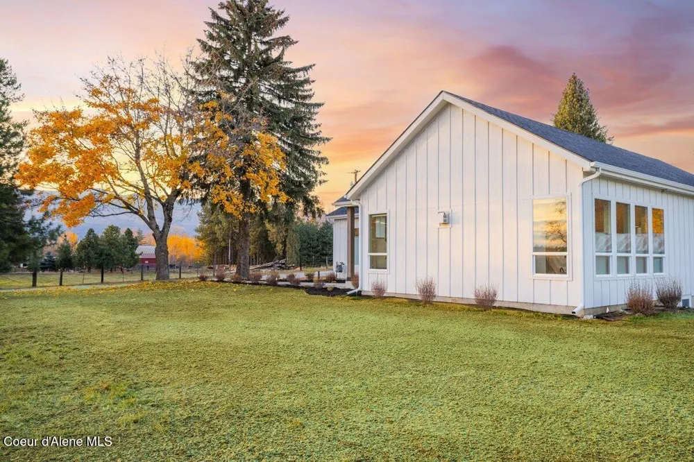 2685 Selle Road Sandpoint, ID 83864