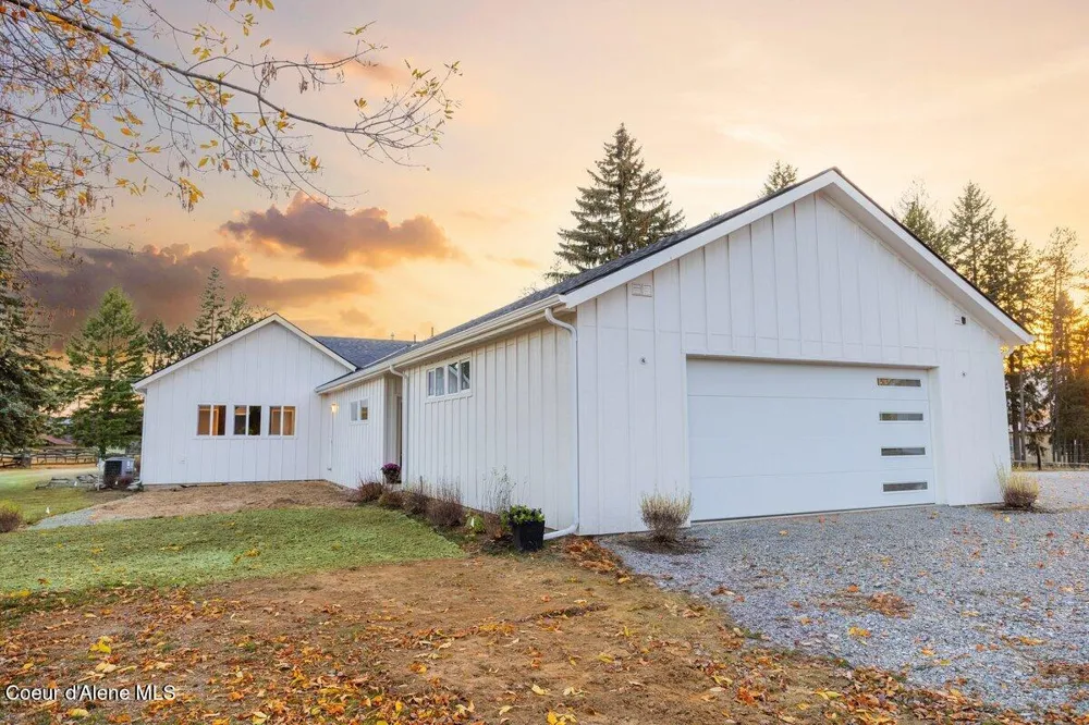 2685 Selle Road Sandpoint, ID 83864