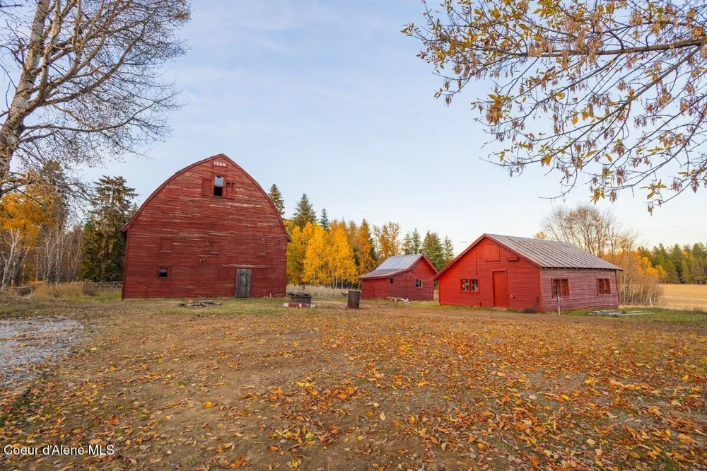 2685 Selle Road Sandpoint, ID 83864