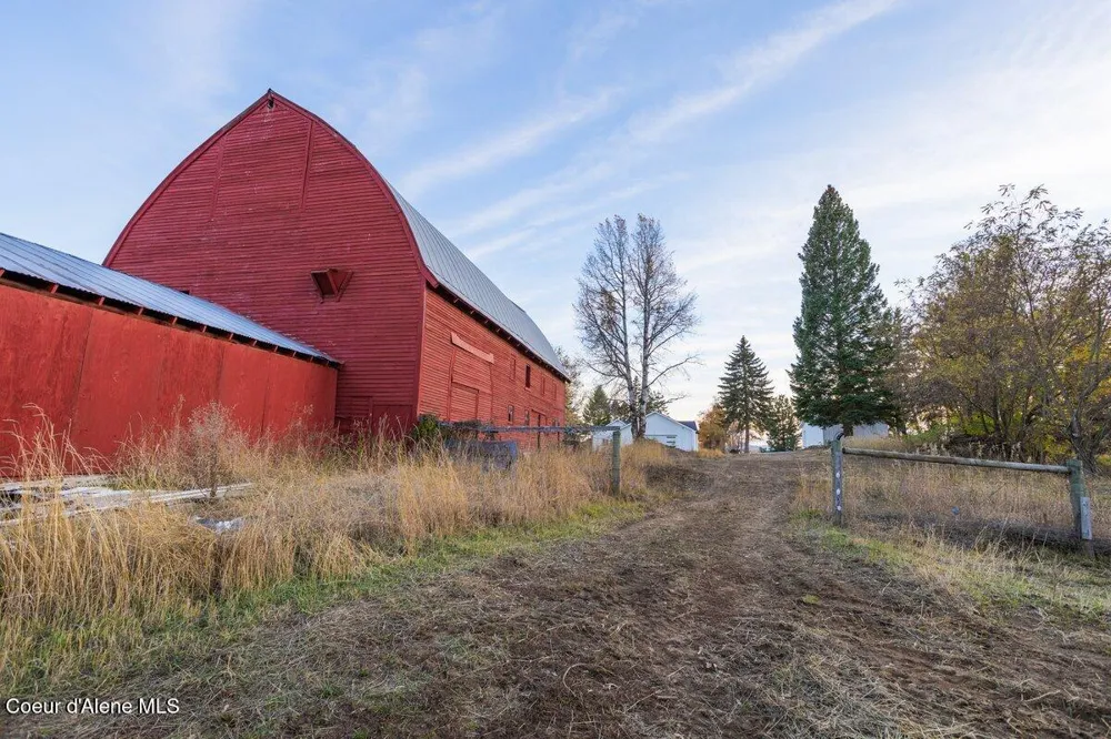 2685 Selle Road Sandpoint, ID 83864