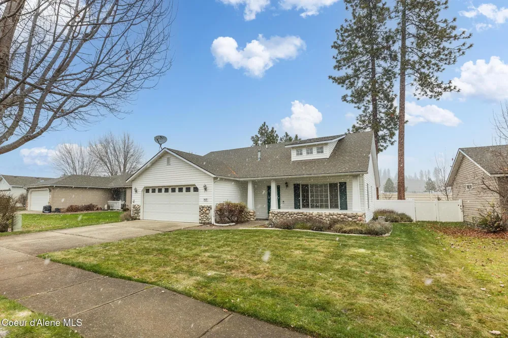 5439 E STEAMBOAT BND Post Falls, ID 83854