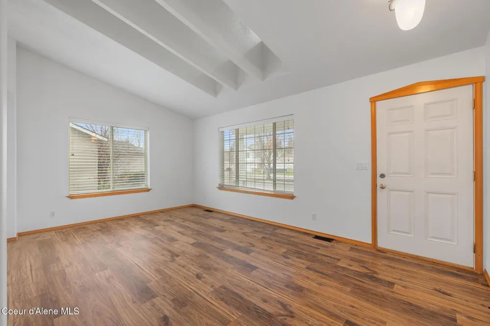 5439 E STEAMBOAT BND Post Falls, ID 83854