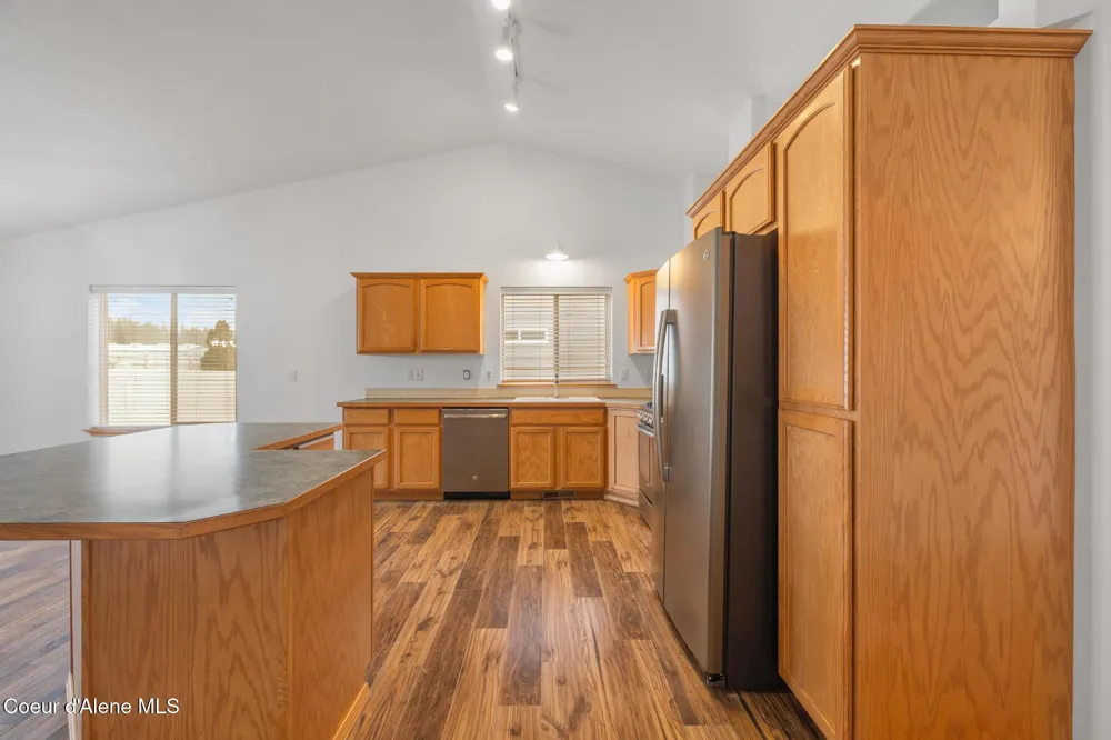 5439 E STEAMBOAT BND Post Falls, ID 83854