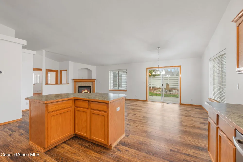 5439 E STEAMBOAT BND Post Falls, ID 83854