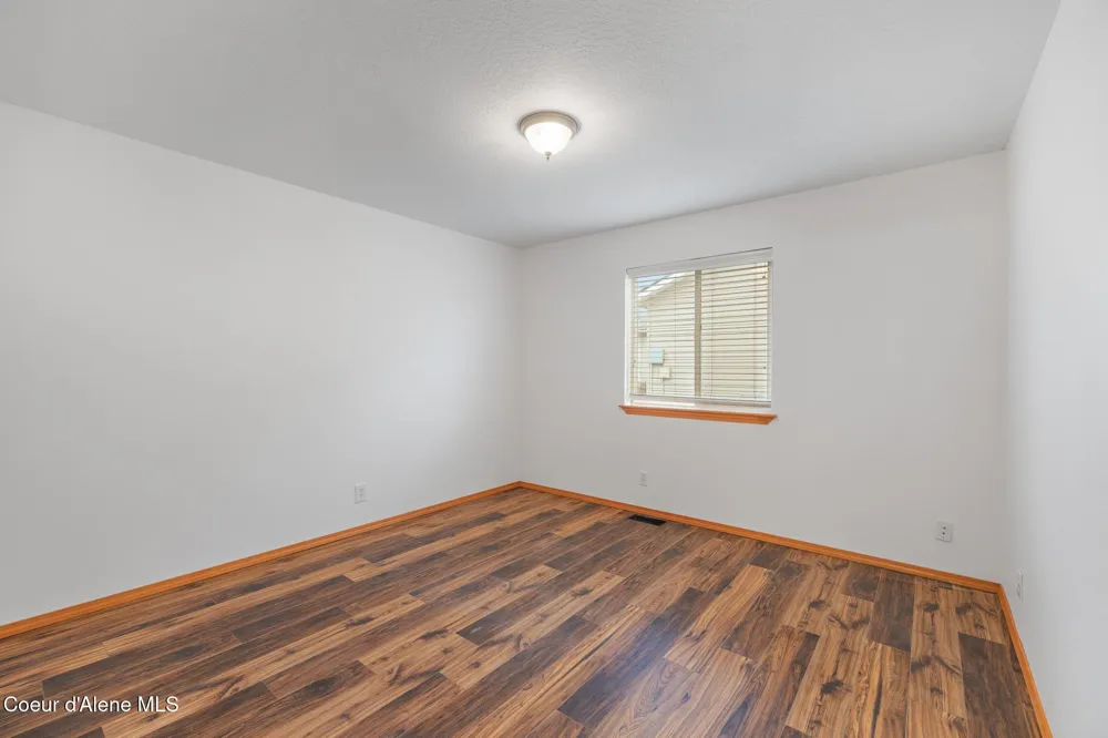 5439 E STEAMBOAT BND Post Falls, ID 83854