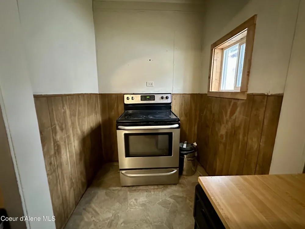 615 Earle Street Mullan, ID 83846