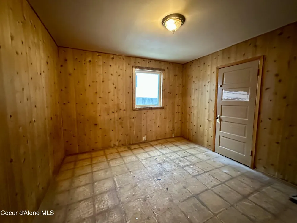 615 Earle Street Mullan, ID 83846