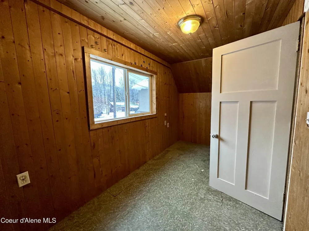 615 Earle Street Mullan, ID 83846