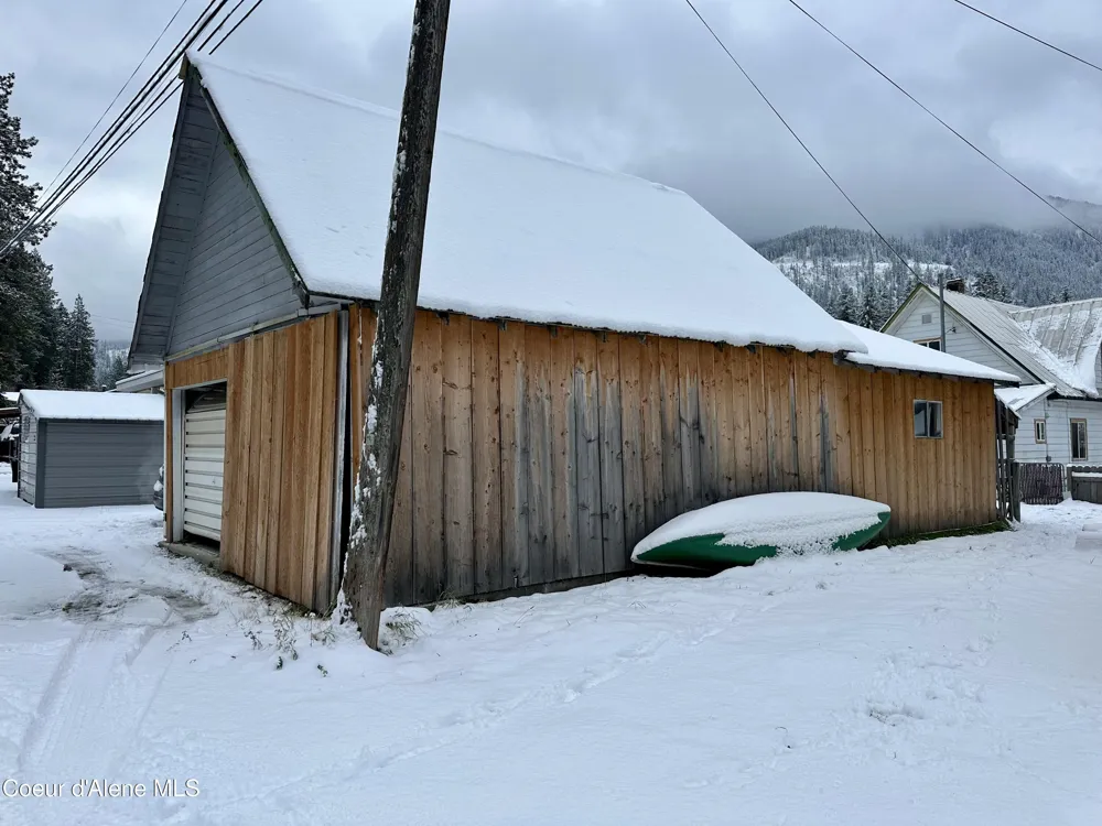 615 Earle Street Mullan, ID 83846