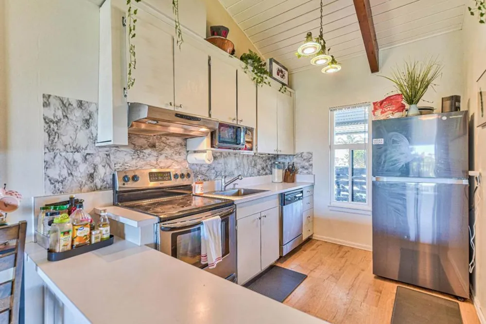 158 Kern Street #11 Salinas, CA 93905
