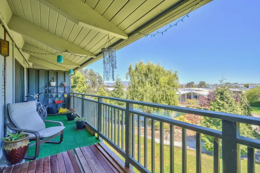 158 Kern Street #11 Salinas, CA 93905