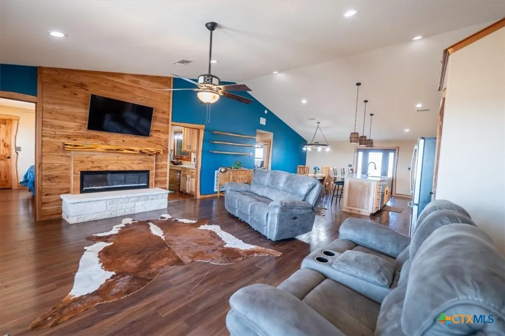 1825 Savanna Ridge Ranch Road Lometa, TX 76853