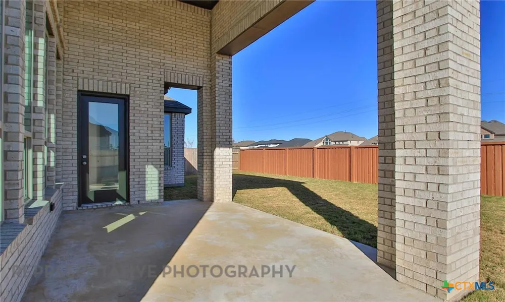 108 Ribera Drive Liberty Hill, TX 78642