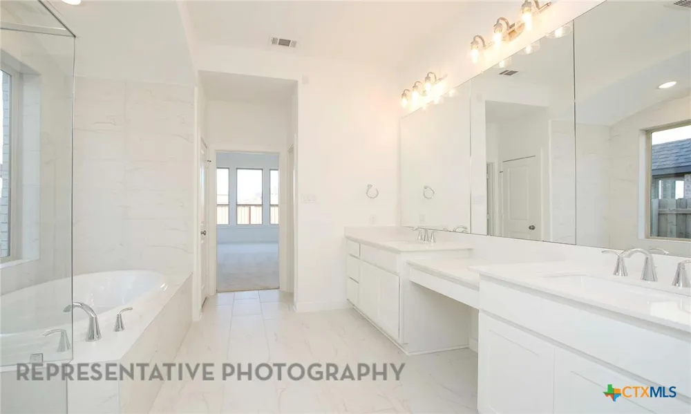 108 Ribera Drive Liberty Hill, TX 78642