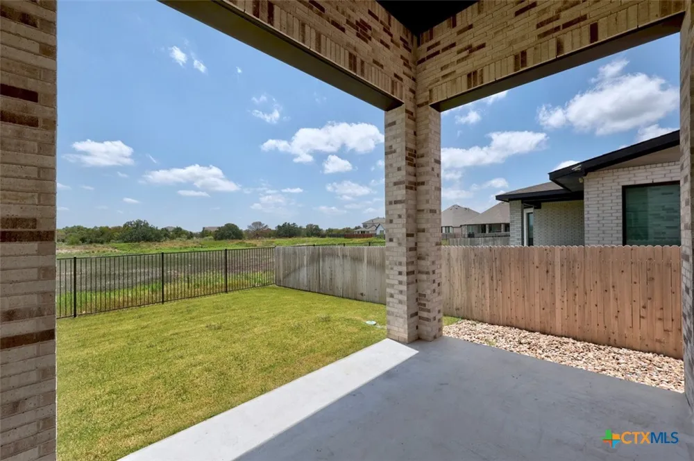 108 Ribera Drive Liberty Hill, TX 78642