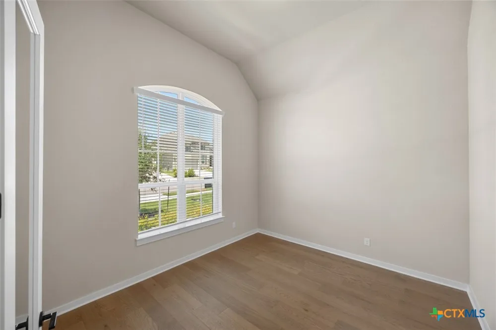 108 Ribera Drive Liberty Hill, TX 78642