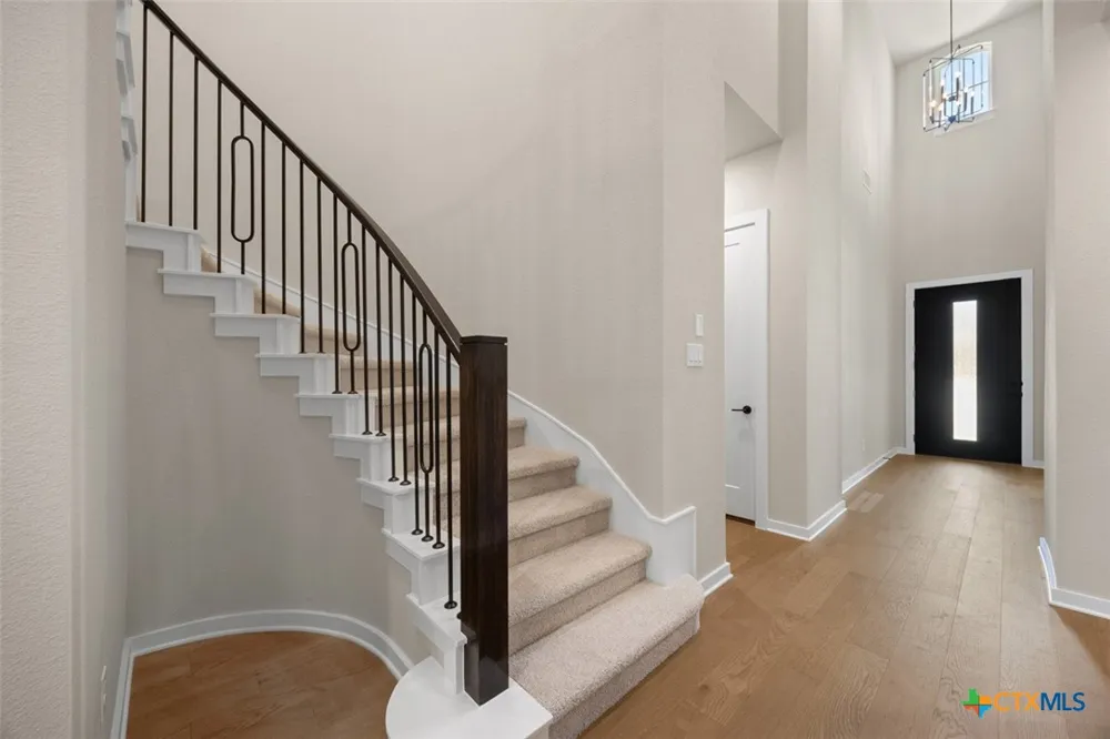 108 Ribera Drive Liberty Hill, TX 78642