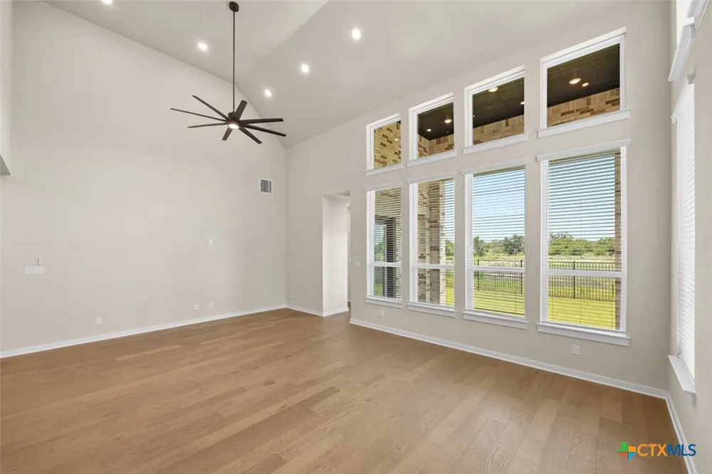 108 Ribera Drive Liberty Hill, TX 78642