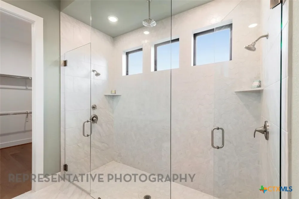 2219 Altiplano San Antonio, TX 78245