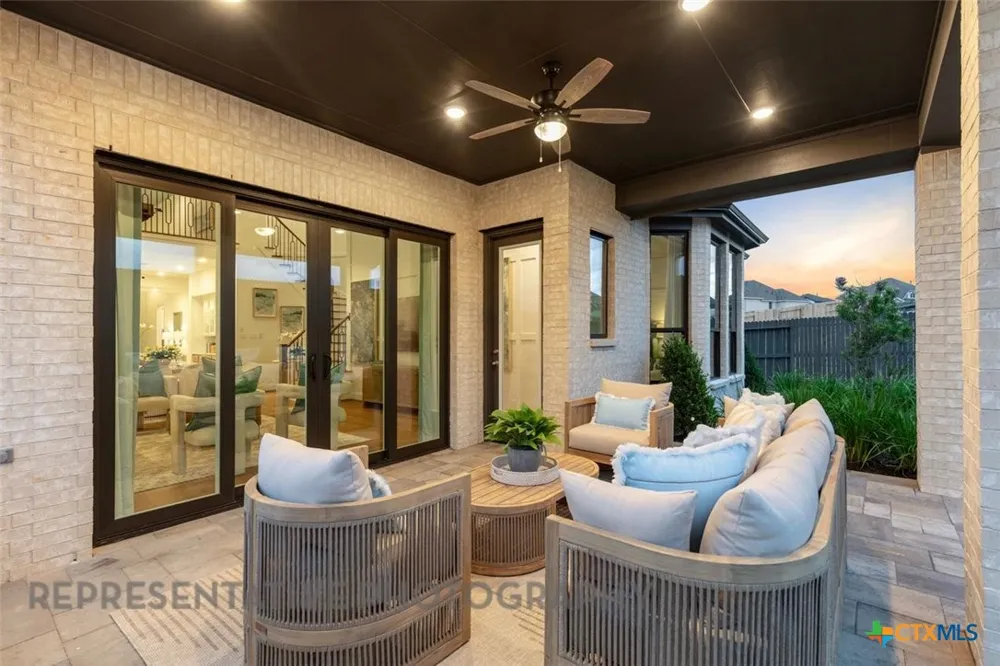 2219 Altiplano San Antonio, TX 78245