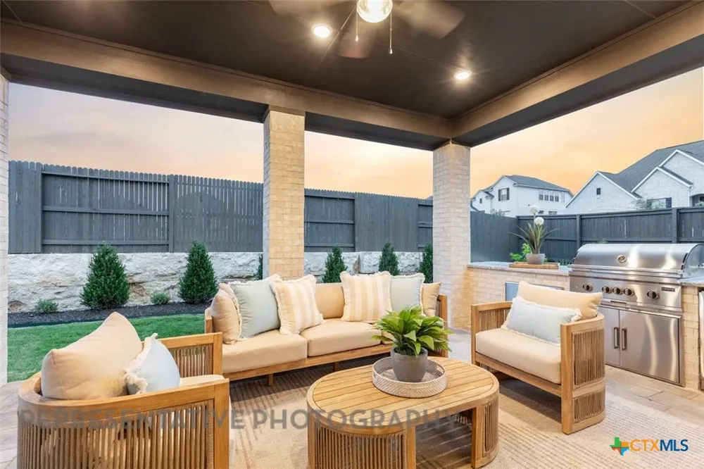2219 Altiplano San Antonio, TX 78245