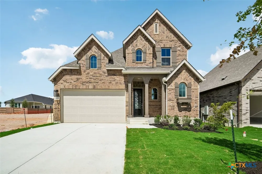 2219 Altiplano San Antonio, TX 78245