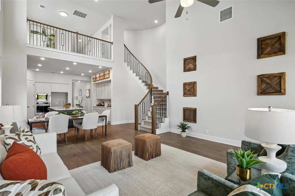 2219 Altiplano San Antonio, TX 78245
