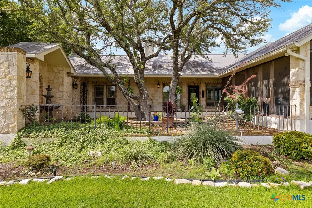 204 Kendall Jackson Comfort, TX 78013