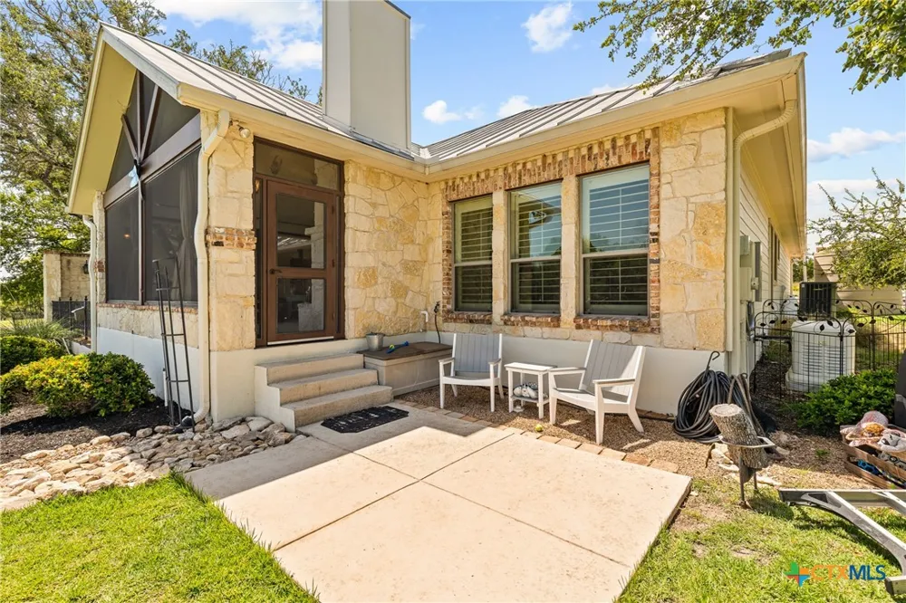 204 Kendall Jackson Comfort, TX 78013