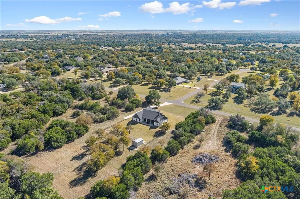 1250 E Creekview Drive Salado, TX 76571