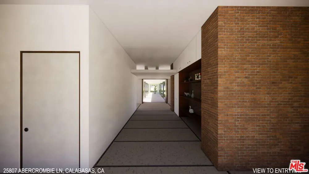 25807 Abercrombie Lane Calabasas, CA 91302