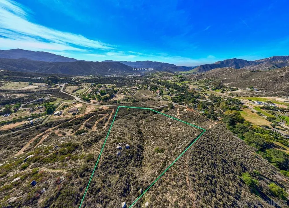 Stallion Oaks Rd El Cajon, CA 92019