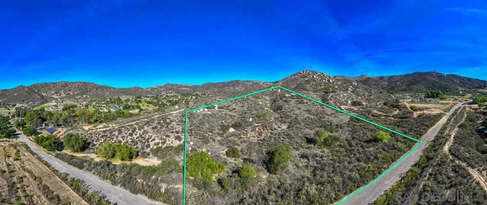 Stallion Oaks Rd El Cajon, CA 92019