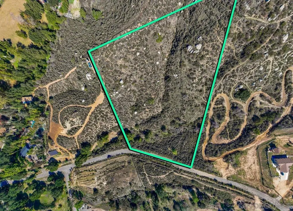 Stallion Oaks Rd El Cajon, CA 92019