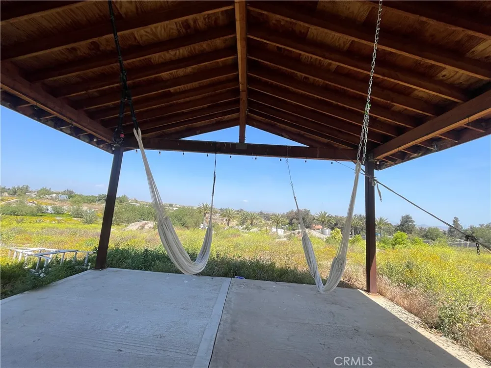 22285 Old Elsinore Road Perris, CA 92570