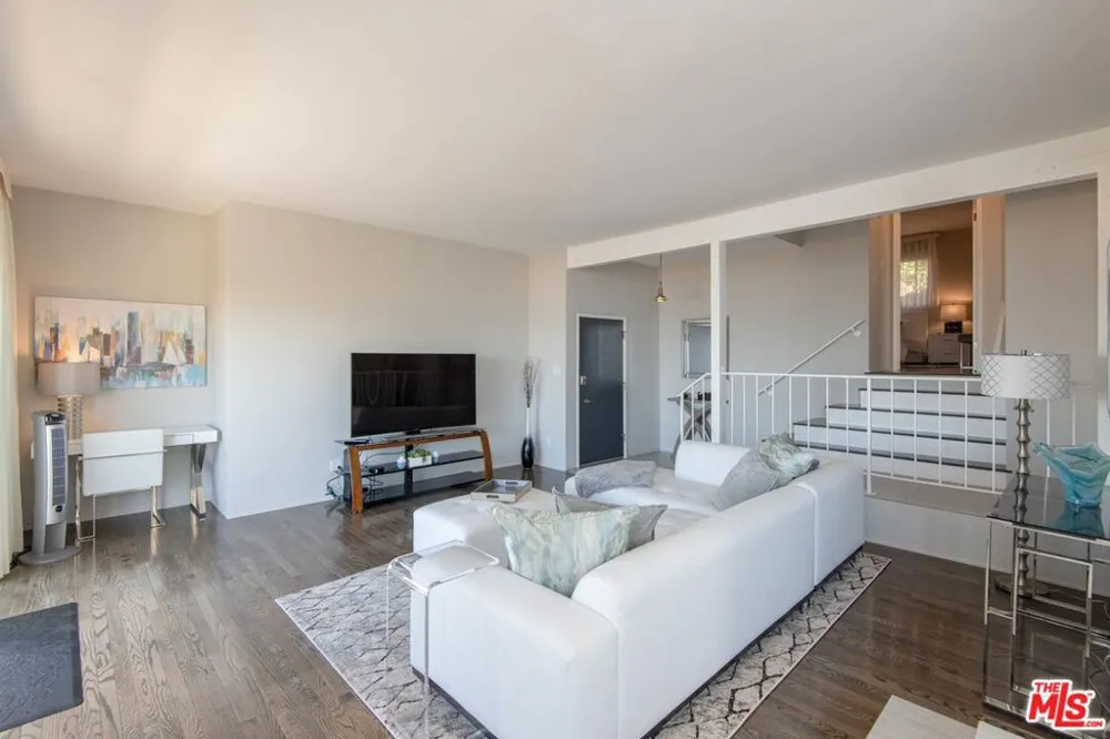 18065 Coastline Drive #1 Malibu, CA 90265