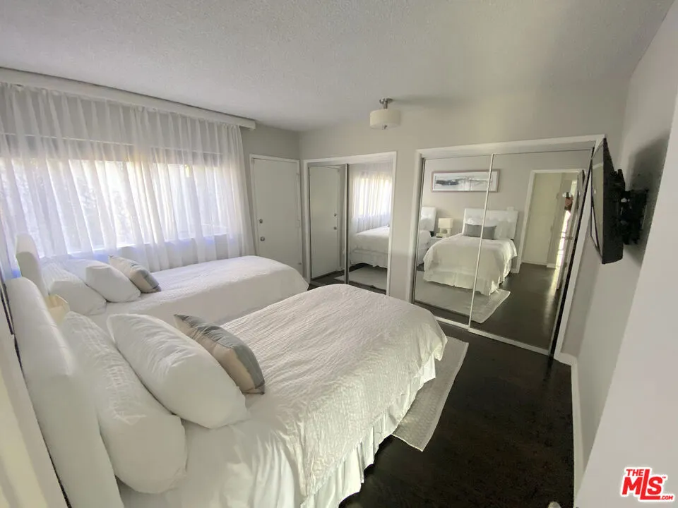 18065 Coastline Drive #1 Malibu, CA 90265