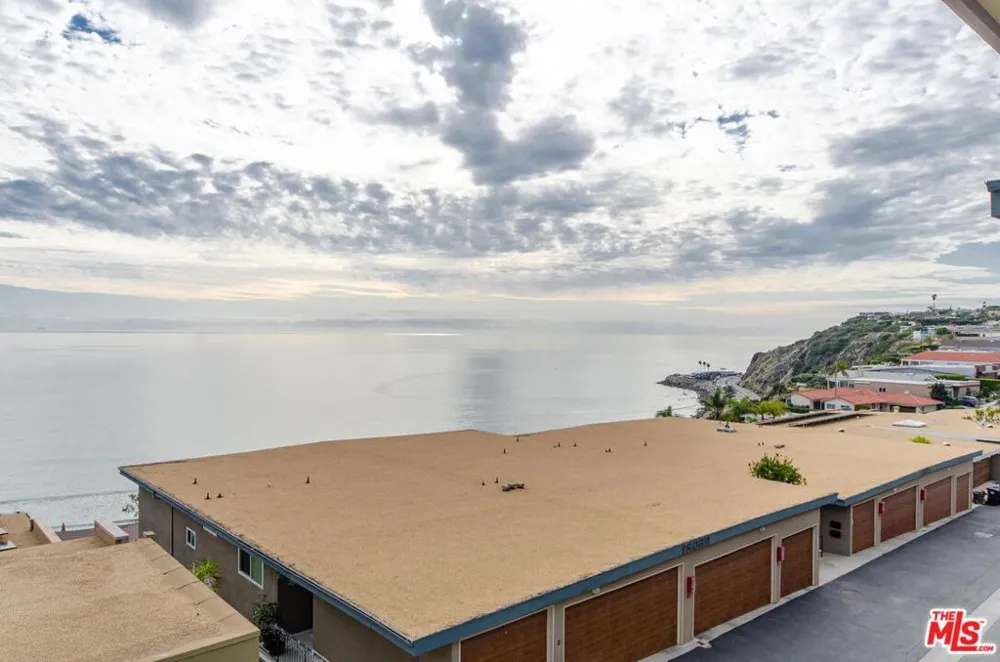 18065 Coastline Drive #1 Malibu, CA 90265