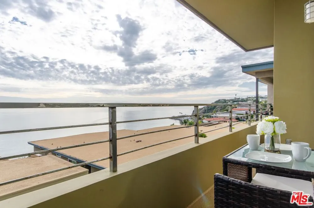 18065 Coastline Drive #1 Malibu, CA 90265